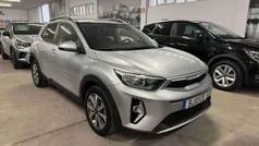Usado 2024 Kia Stonic SUV | € 17.200 (Preço justo)