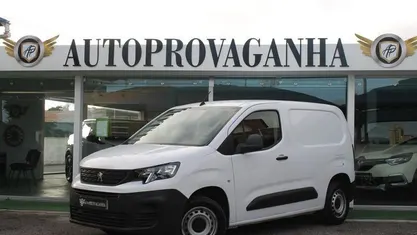 Branco Usado 2021 Peugeot Partner Premium Monovolume | € 15.500 (Preço justo)
