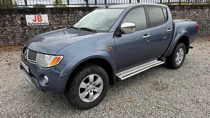 Usado Mitsubishi L200 136 HP (100 kW) 2006 Cinzento Pickup