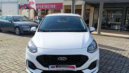 Usado Ford Fiesta ST-Line 100 HP (73 kW) 2022 Branco Citadino