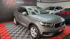 Cinzento Usado 2019 Volvo XC40 Momentum SUV | € 23.990 (Preço justo)