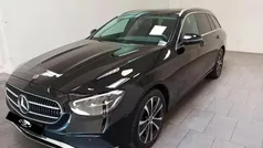 Cinzento Usado 2022 Mercedes E300 Avantgarde Carrinha | € 40.000 (Preço justo)