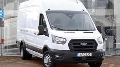 Branco Usado 2022 Ford Transit Trend Pickup | € 28.750 (Preço justo)
