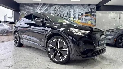 Usado 2022 Audi Q4 e-tron SUV | € 38.499 (Preço justo)