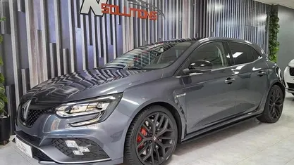 Usado Renault Mégane IV Trophy 300 HP (220 kW) 2019