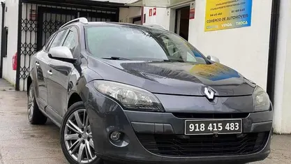Antracite Usado 2011 Renault Mégane III Carrinha | € 5.250 (Preço justo)