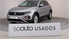 Cinzento claro metalizado Usado 2023 VW T-Roc Life SUV | € 20.690 (Preço justo)
