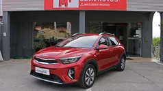 Vermelho Usado 2024 Kia Stonic SUV | € 17.900 (Preço justo)