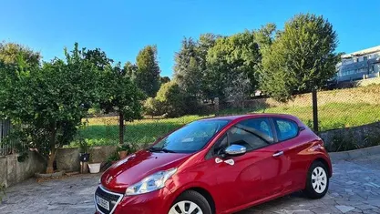 Outra Usado 2014 Peugeot 208 Citadino | € 7.850 (Preço justo)