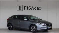 Cinza Usado 2019 Volvo V40 Momentum Carrinha | € 20.900 (Preço justo)