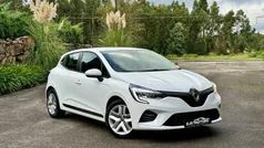 Branco (metalizado) Usado 2020 Renault Clio V Intens | € 13.900 (Preço justo)
