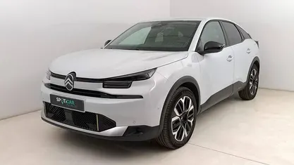 Usado Citroën e-C4 114 kW (156 HP) 2025 Sedan