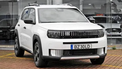 Usado 2025 Fiat Grande Panda Icon Citadino | € 23.990 (Preço justo)