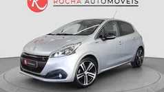 Branco Usado 2017 Peugeot 208 GT-line Citadino | € 9.690 (Bom preço)