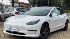 Branco Usado 2021 Tesla Model 3 Sedan | € 33.900 (Preço justo)