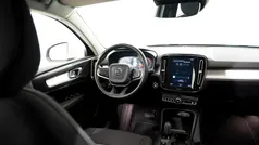 Branco Usado 2021 Volvo XC40 Plus SUV | € 25.990 (Bom preço)