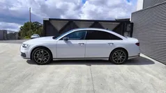 Cinzento Usado 2020 Audi A8 Sedan | € 52.000
