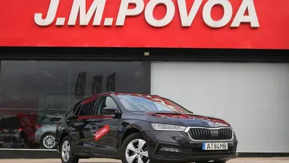 Usado Skoda Octavia 150 HP (110 kW) 2022 Preto Carrinha