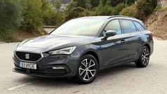 Cinzento Usado 2022 Seat Leon ST Carrinha | € 17.650 (Preço justo)