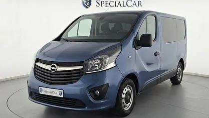 Usado Opel Vivaro 115 HP (84 kW) 2016 Azul Monovolume