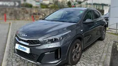 Cinza Usado 2024 Kia XCeed SUV | € 22.250 (Preço justo)