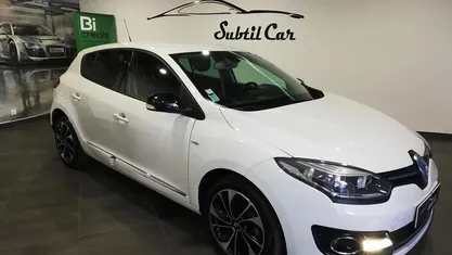 Usado 2015 Renault Mégane III Bose Edition | € 10.490 (Preço justo)