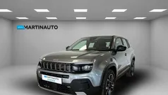 Cinzento Usado 2024 Jeep Avenger Altitude SUV | € 24.500 (Preço justo)