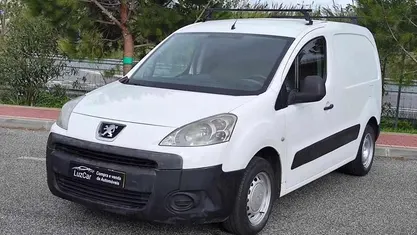 Branco Usado 2010 Peugeot Partner Monovolume | € 5.480 (Super Preço)