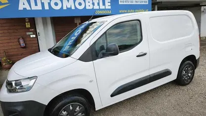 Branco Usado 2021 Citroën Berlingo Monovolume | € 10.950 (Bom preço)