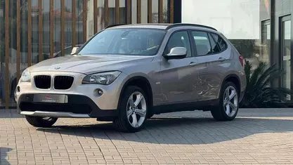 Cinzento Usado 2010 BMW X1 SUV | € 12.900 (Preço justo)