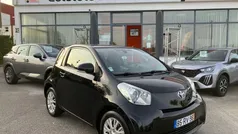 Preto Usado 2009 Toyota iQ Citadino | € 6.250 (Preço justo)