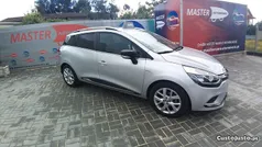 Cinza Usado 2020 Renault Clio V LIMITED Citadino | € 12.300 (Bom preço)