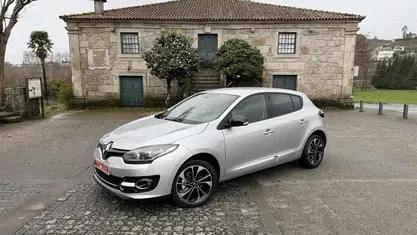Cinzento Usado 2015 Renault Mégane III | € 9.500 (Preço justo)