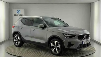 Usado Volvo XC40 Core 163 HP (119 kW) 2025 SUV