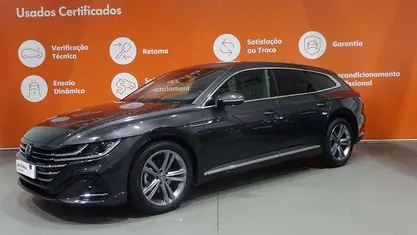 Cinzento escuro metalizado Usado 2024 VW Arteon R-line | € 37.990 (Preço justo)