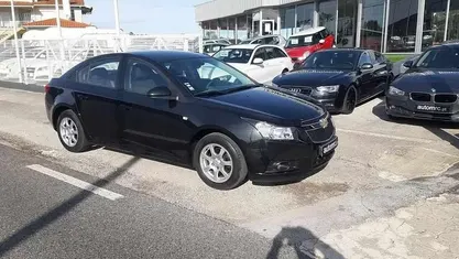 Usado Chevrolet Cruze LTZ 130 HP (95 kW) 2012 Preto Sedan