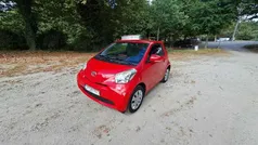Vermelho Usado 2012 Toyota iQ Citadino | € 7.750 (Preço justo)
