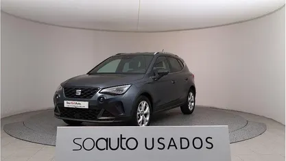 Usado Seat Arona FR 111 HP (81 kW) 2022 Cinzento escuro metalizado SUV