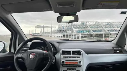 Usado Fiat Punto 75 HP (55 kW) 2010 Branco Citadino