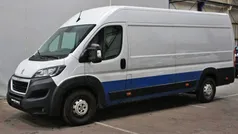 Branco Usado 2022 Peugeot Boxer Van | € 20.750 (Preço justo)