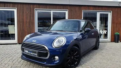 Cinzento Usado 2017 Mini Cooper Citadino | € 15.850 (Preço justo)