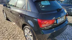Cinza Usado 2014 Audi A1 Attraction Citadino | € 12.900 (Preço justo)