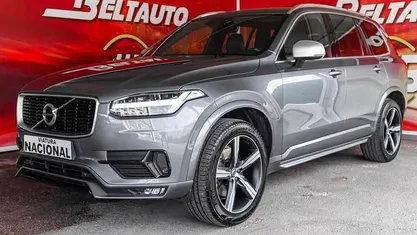 Cinzento Usado 2018 Volvo XC90 R-Design SUV | € 41.000 (Preço justo)