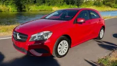 Vermelho Usado 2012 Mercedes A180 Style | € 10.998 (Preço justo)