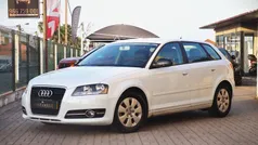Branco Usado 2012 Audi A3 Attraction Citadino | € 9.990 (Bom preço)