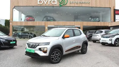 Cinza prata Usado 2022 Dacia Spring Comfort Plus Citadino | € 11.900 (Preço justo)