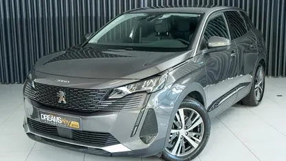 Cinzento Usado 2021 Peugeot 3008 Allure SUV | € 22.880 (Bom preço)
