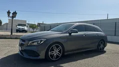 Cinza Usado 2017 Mercedes CLA180 AMG line Sedan | € 23.950 (Preço justo)