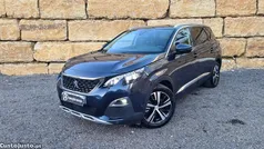 Azul Usado 2018 Peugeot 5008 Allure Monovolume | € 22.350 (Preço justo)