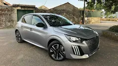 Usado 2025 Peugeot e-208 Allure Citadino | € 27.990 (Super Preço)